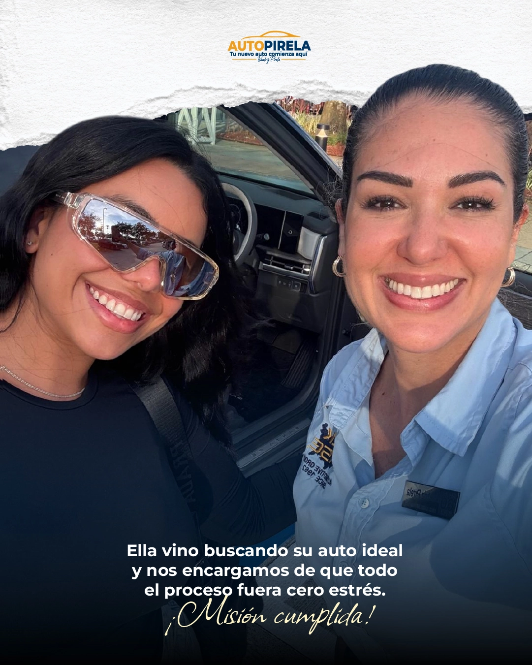 Beatriz junto a una cliente de AutoPirela